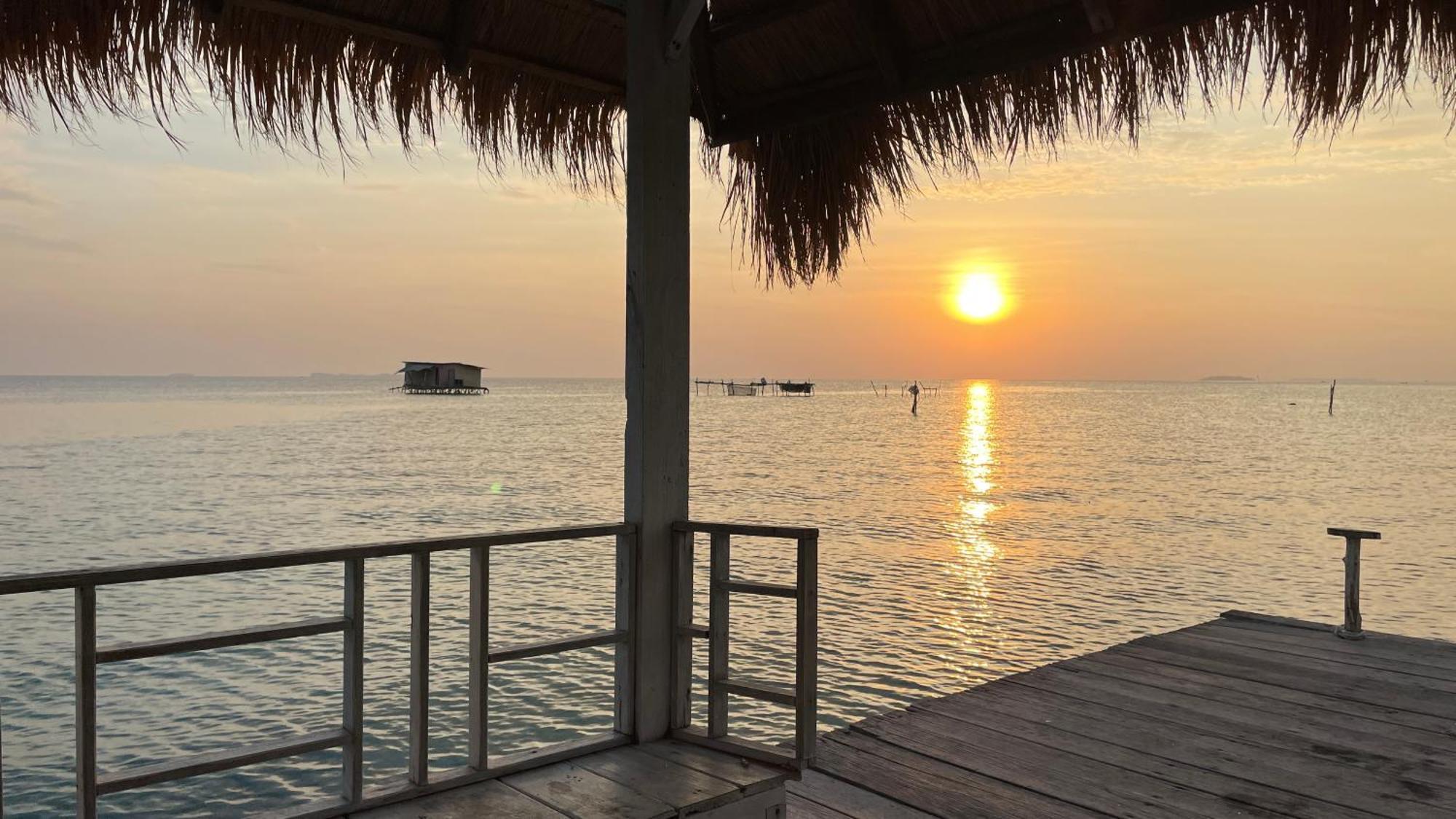 Mangrove Inn Karimunjawa Kültér fotó