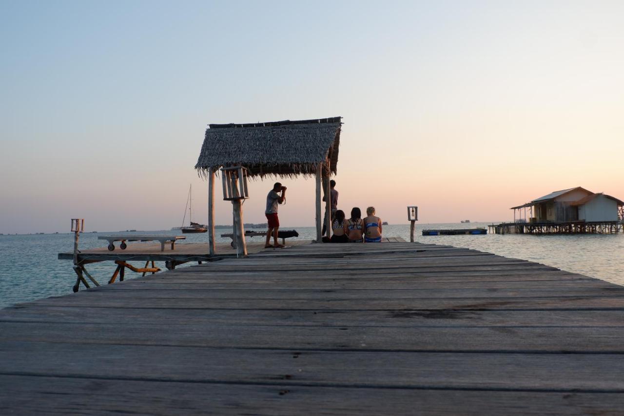 Mangrove Inn Karimunjawa Kültér fotó