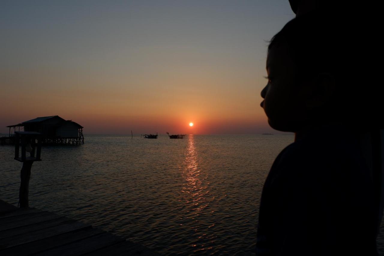 Mangrove Inn Karimunjawa Kültér fotó
